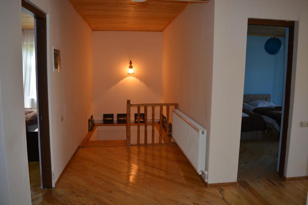 Manana Japaridze's Guesthouse room 6